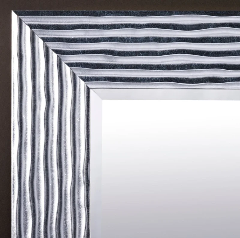 Casa Padrino Luxus Wohnzimmer Spiegel Silber 86 x H. 111 cm - Designermöbel