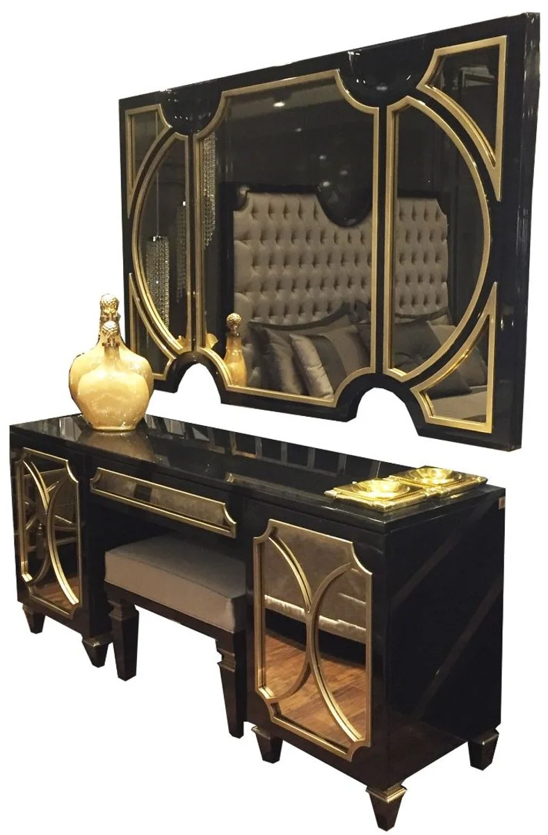 Casa Padrino Luxus Barock Schlafzimmer Set Schwarz / Gold - 1 Wandspiegel & 1 Kommode & 1 Sitzhocker - Schlafzimmer Möbel - Edel & Prunkvoll
