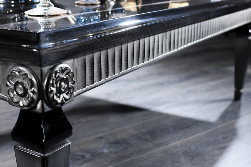 Casa Padrino Luxus Barock Couchtisch Schwarz / Silber 130 x 79 x H. 43 cm - Wohnzimmertisch im Barockstil