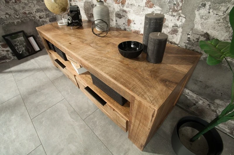 Casa Padrino Designer Fernsehschrank Natur B.130cm x H.45cm x T.45cm - Sideboard - Kommode - Handgefertigt aus Mango Massivholz!