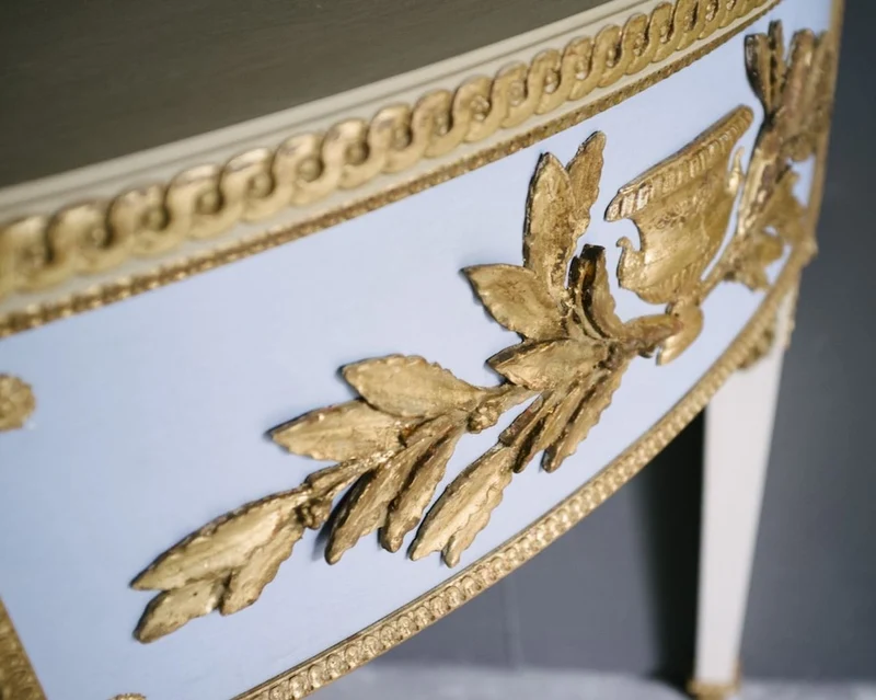 Casa Padrino Luxus Barock Konsole Blau / Weiß / Gold 150 x 75 x H. 91 cm - Handgefertigter Halbrunder Antik Stil Konsolentisch