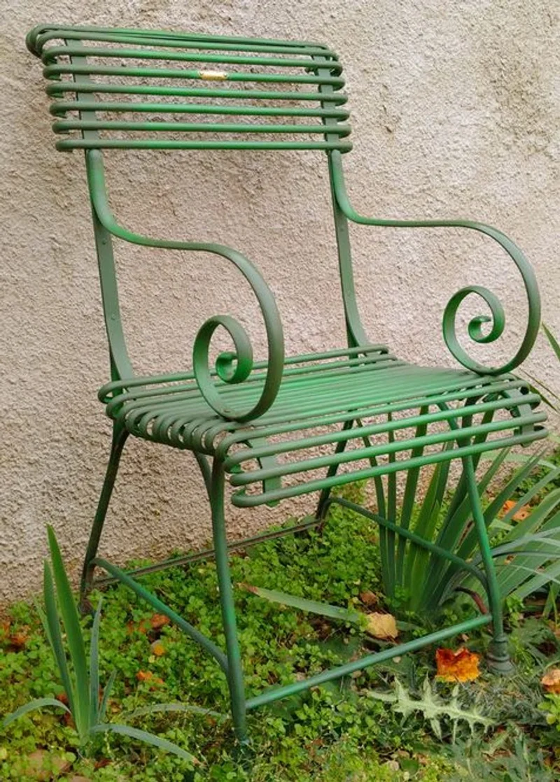 Casa Padrino Gartenstuhl aus Schmiedeeisen - verschiedene Farben - 44 cm x 54 cm - Luxus Gartenmöbel