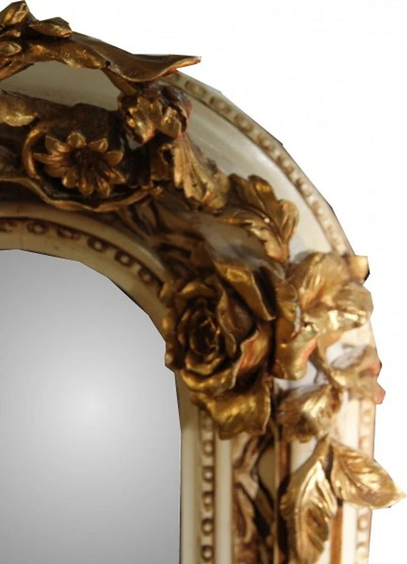 Casa Padrino Barock Wandspiegel Prunkvoller Spiegel in Altweiß und Gold Antik-Look 159 x 89 cm